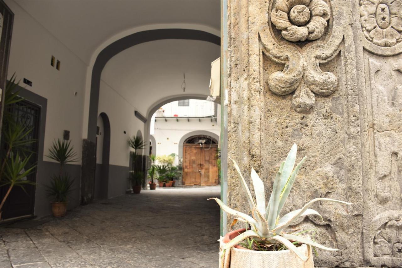 Varriale House Parking Free Small Car Napoli Dış mekan fotoğraf