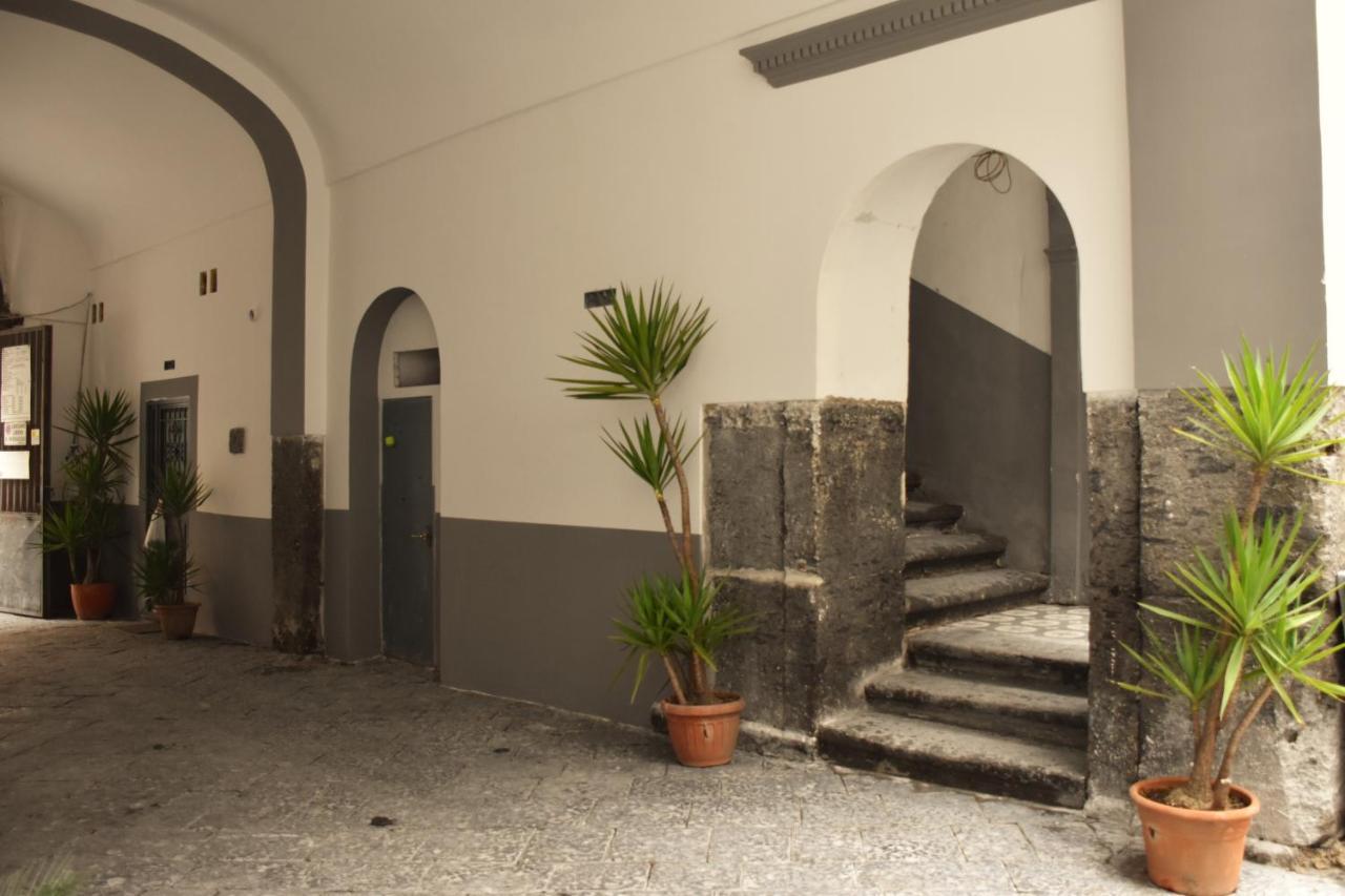 Varriale House Parking Free Small Car Napoli Dış mekan fotoğraf